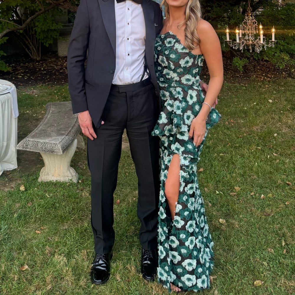 Elliatt Green Floral Maxi Dress